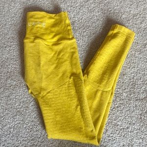 Alphalete leggings size small